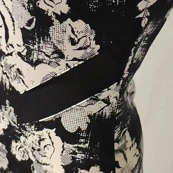 Material girl dress - Picture 5 of 11